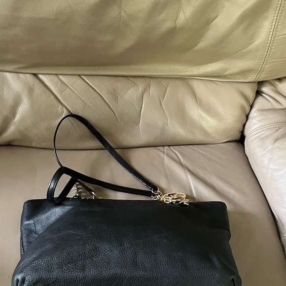 Authentic Micheal Kors bag - Picture 3 of 15